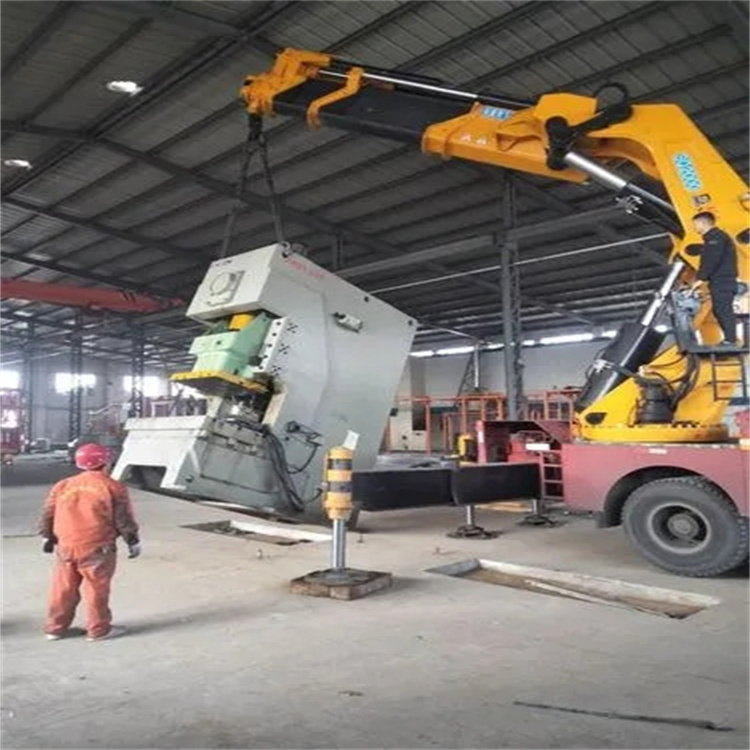 滦县80吨折臂吊车出租附近电话