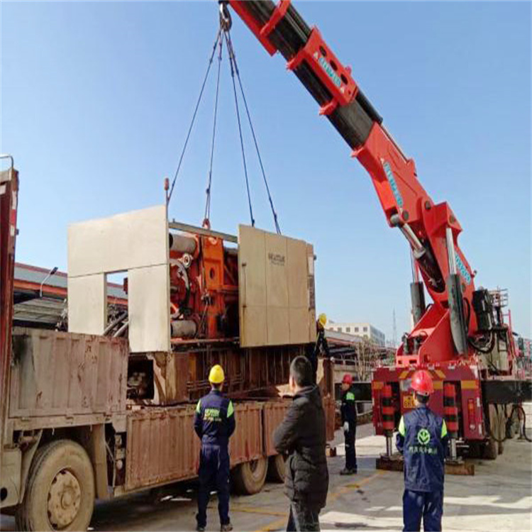 滦县吊物与吊车的安全距离是多少