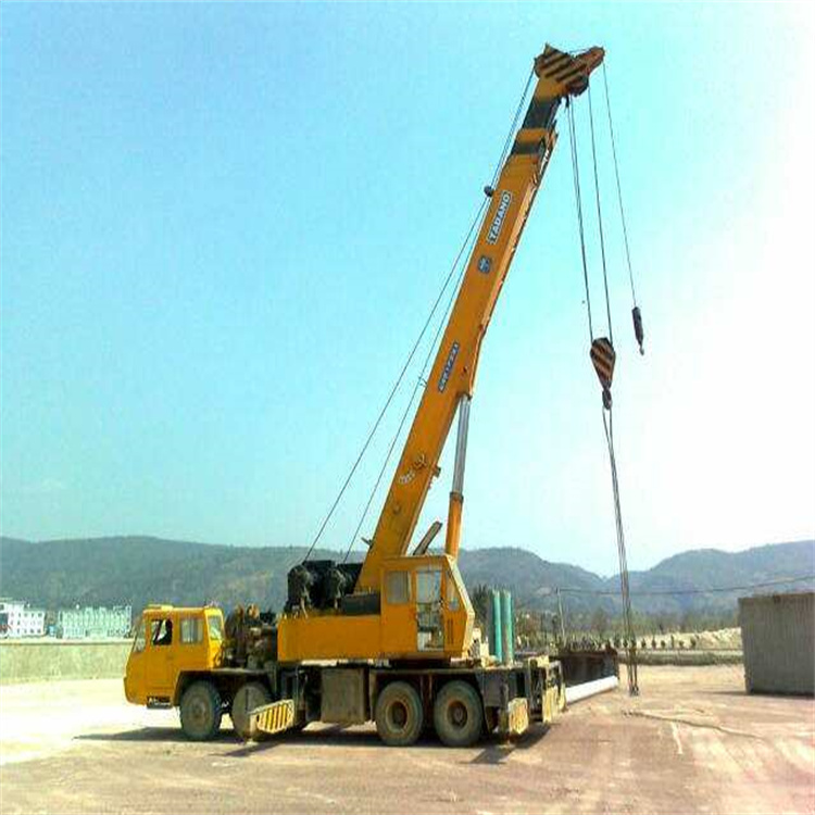 滦县小型吊车出租价格是多少